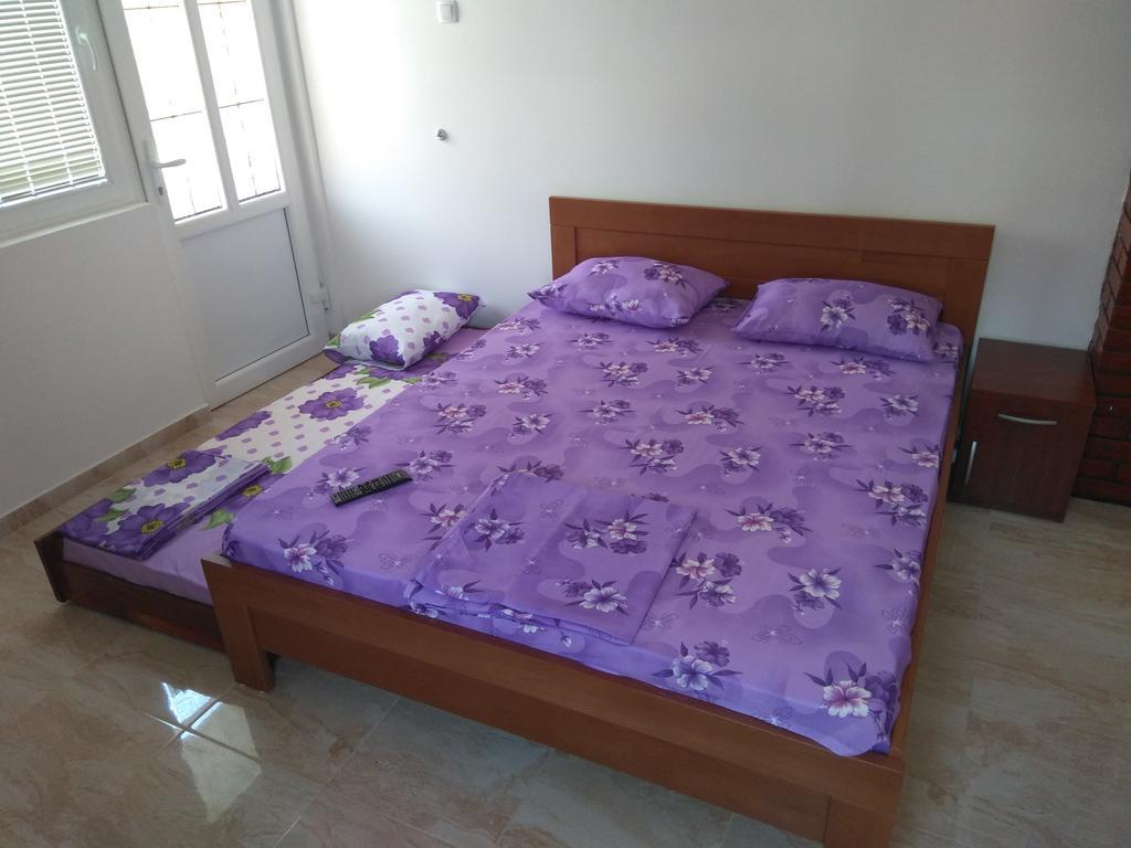 Apartmani Vujicic Бар Екстериор снимка